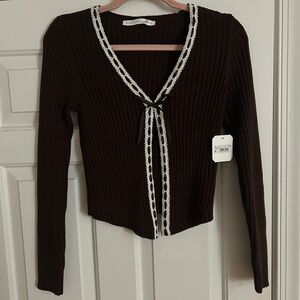 Altard state brown and white ribbed long sleeve top with bow